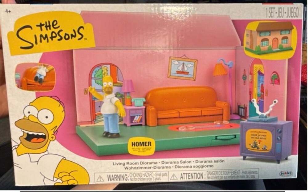 The Simpsons Living Room Diorama House Playset with Homer Action Figure JAKKS Pa